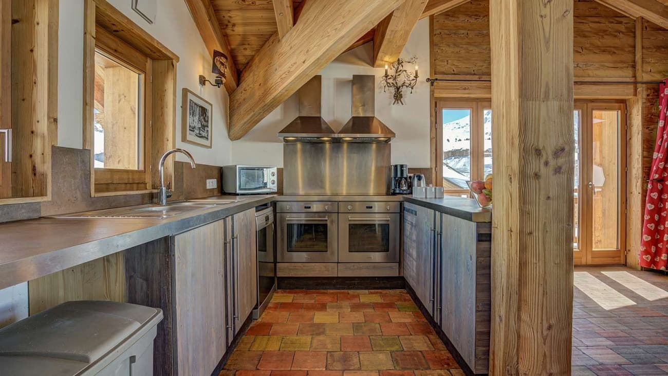 chalet-campanula-kitchen_16809
