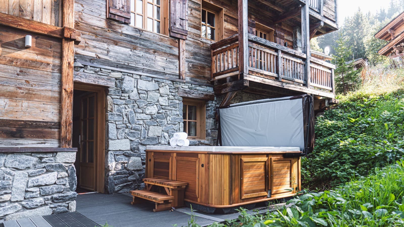 chalet-jacques-2023-tub5_20480