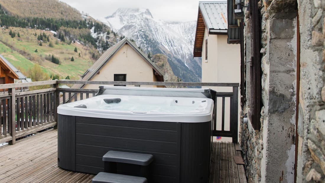 chamois-hot-tub_21108 (1)