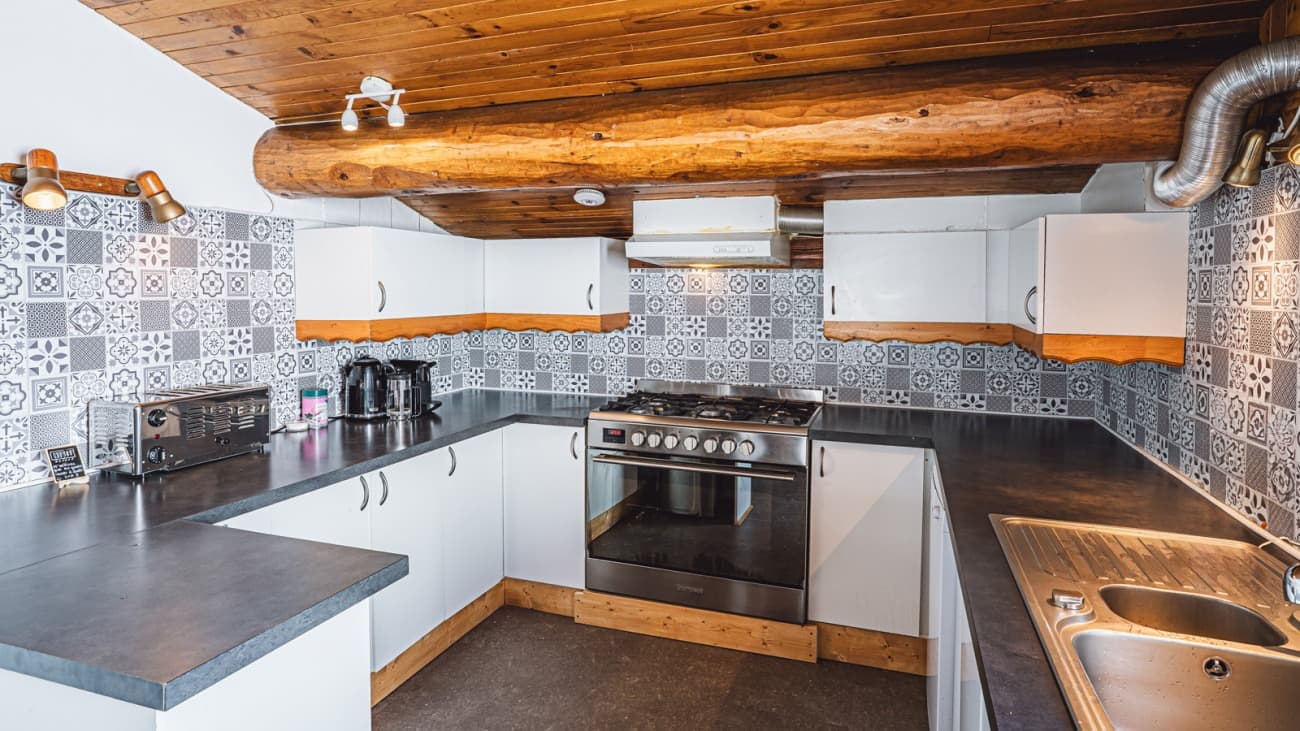 tournavel-kitchen_22014