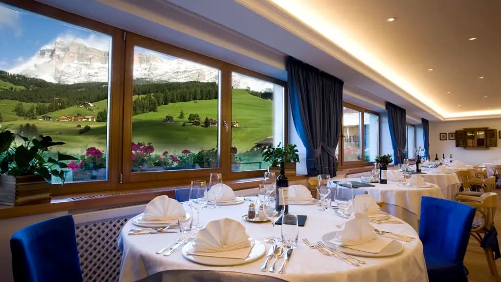 inghams_italy_dolomites_la_villa (1)