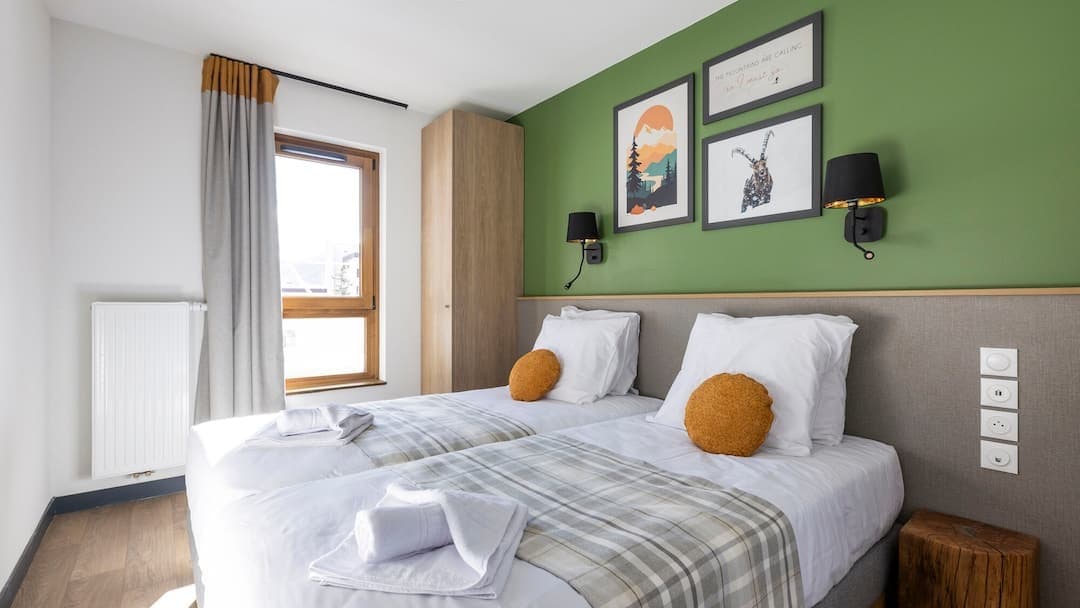 ACC_948496_FRA_SER_12WebOriginal