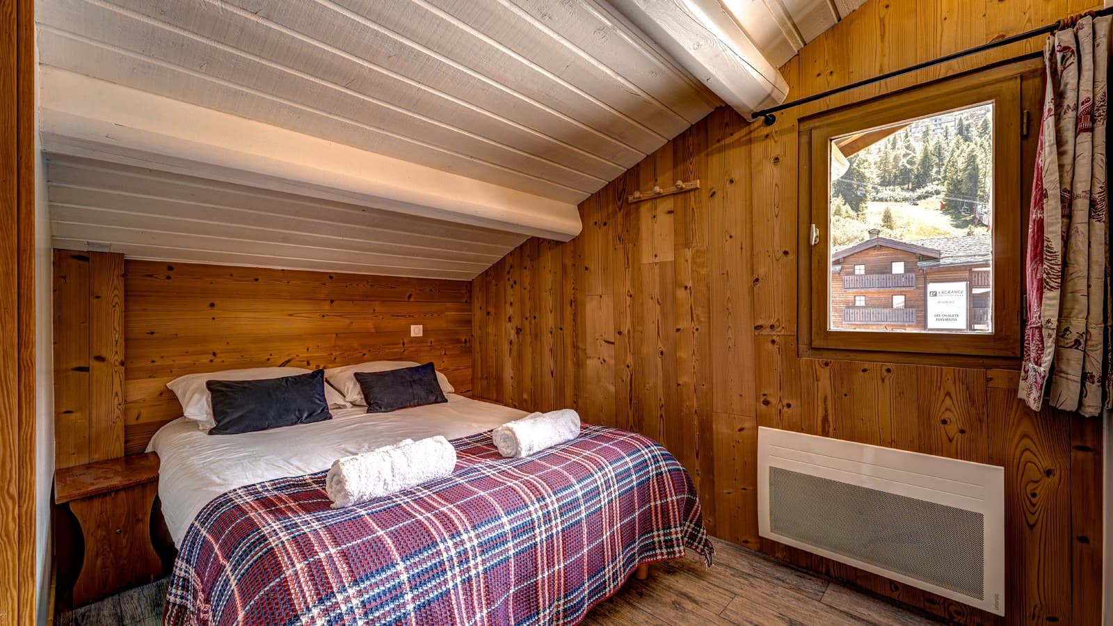 neige-et-soleil-bedroom-double_2