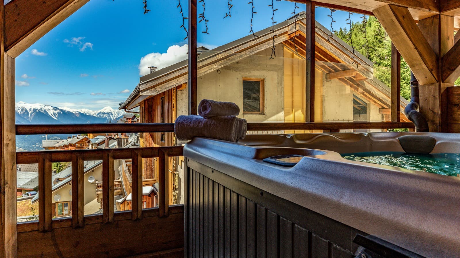 neige-et-soleil-hot-tub_22426 (1)