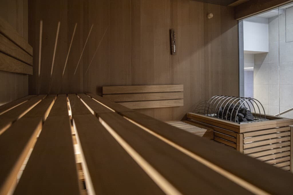 20250110Kaluma_Chalet-Frieda_bat (1)