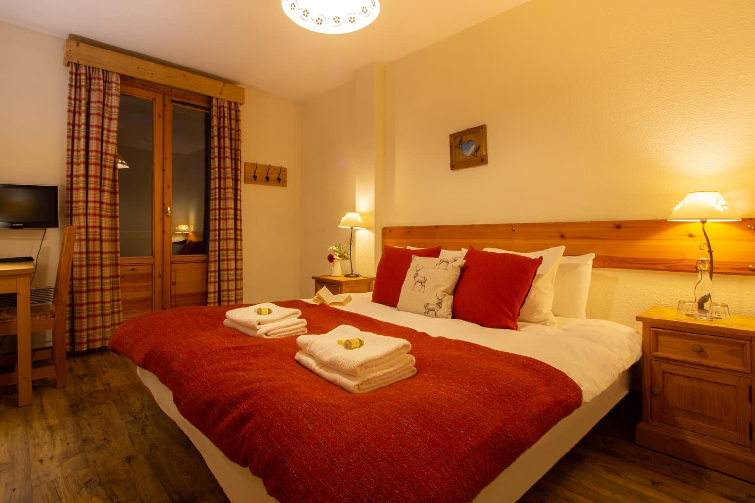 CDB-Bedroom-Room-8-2