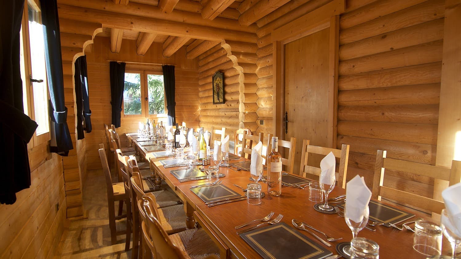 Christine_Dining_Room-1500x844