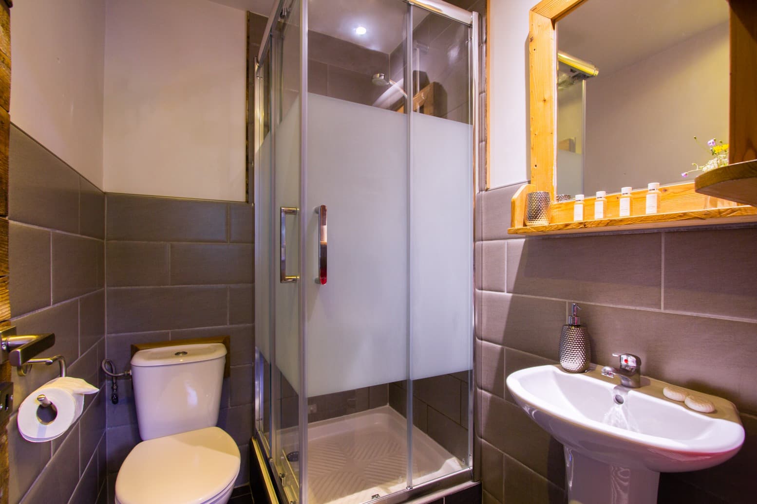 Hattiers-Apartment-1-Downstairs