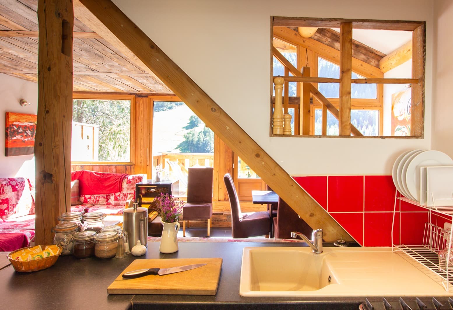 Hattiers-Apartment-1-Kitchen-2