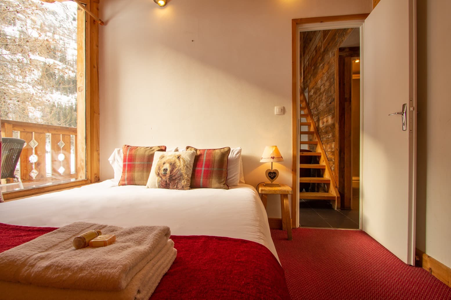 Hattiers-Apartment-2-Bedroom-Roo (2)