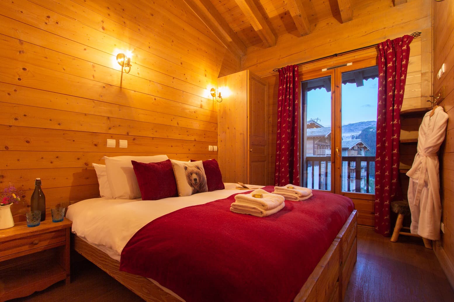 Rosko-Bedroom-Room-6