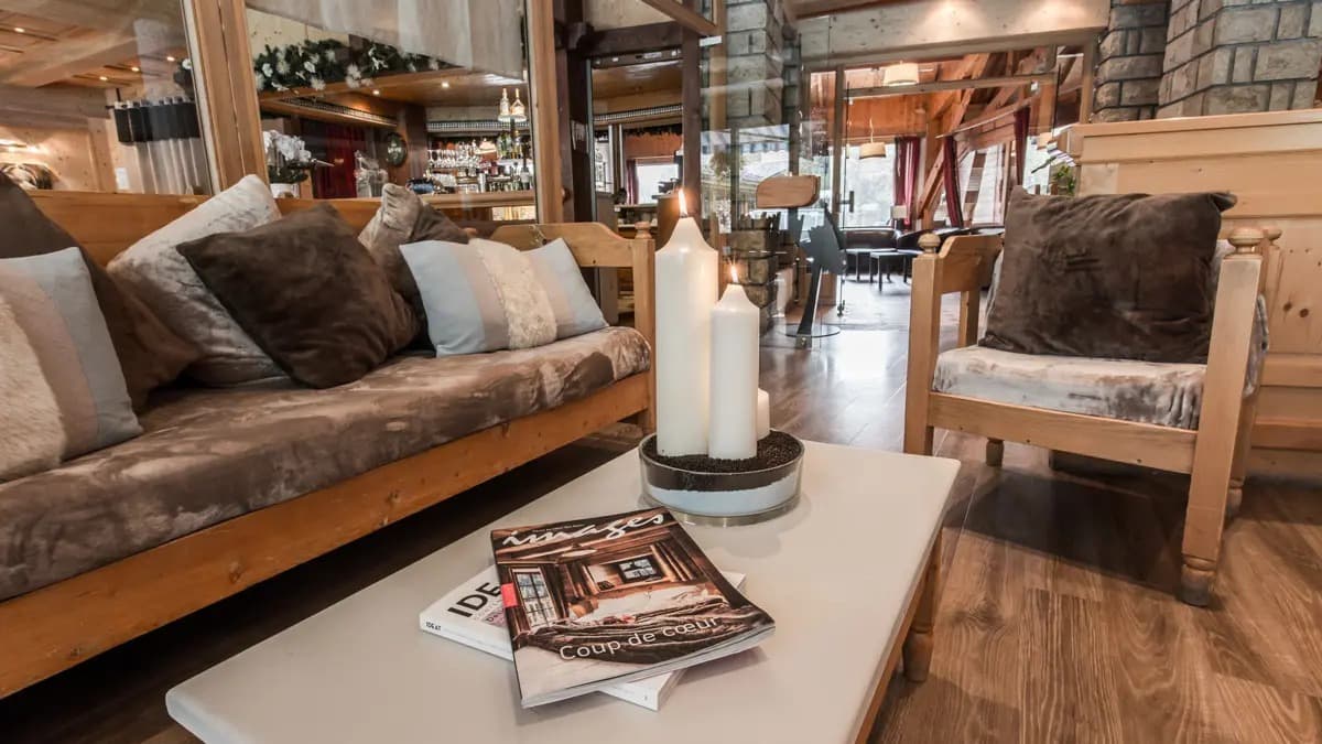 hotel_le_cret_morzine_lounge-w12