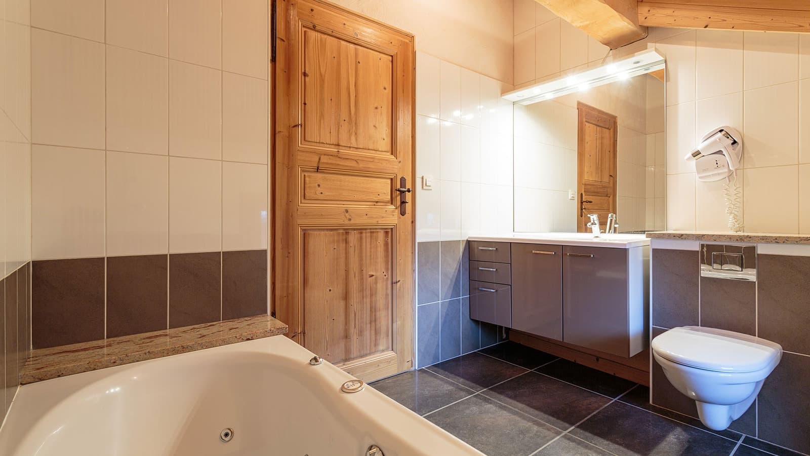 laetitia-bathroom-2-2_17322