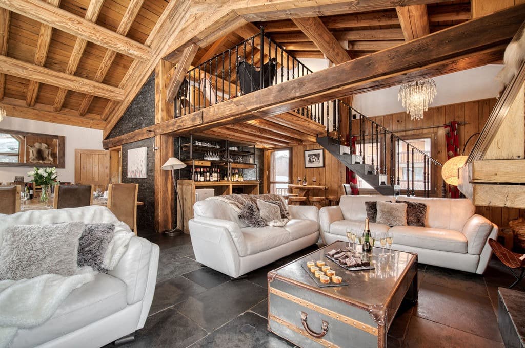 17122448222.Madeleinelivingroom