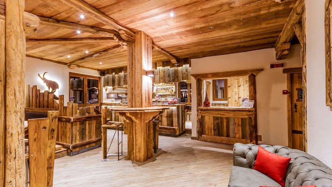 ACC_023409_FRA_CLU_32WebOriginal (1)