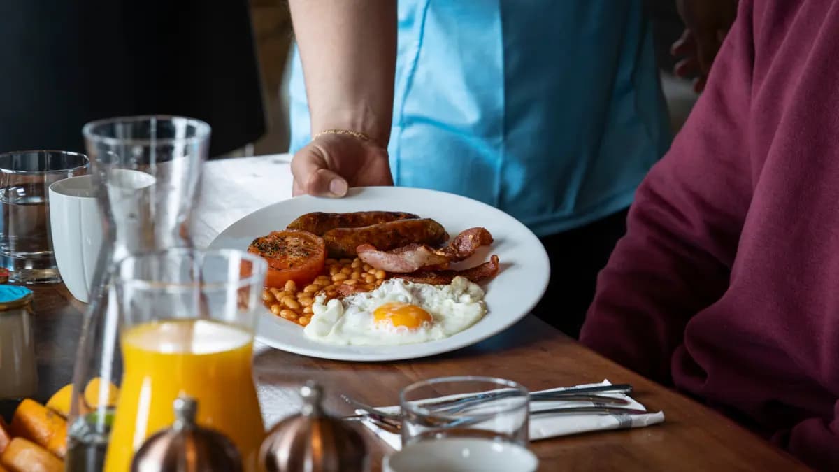 inghams_chalet_catering_5-w1200