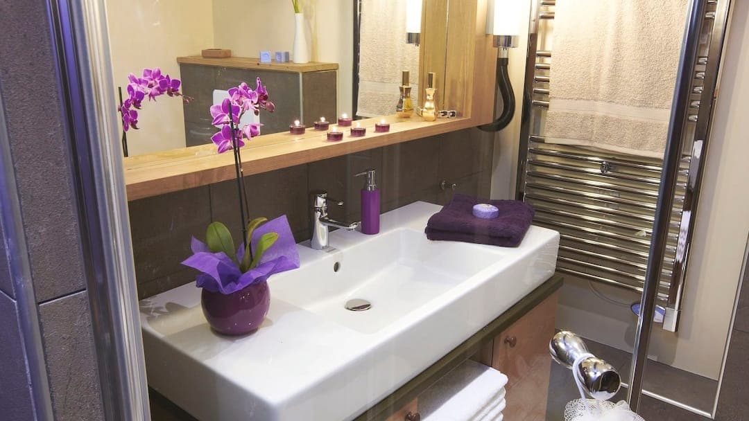 FRA_AVO_009_05WebOriginalCompres