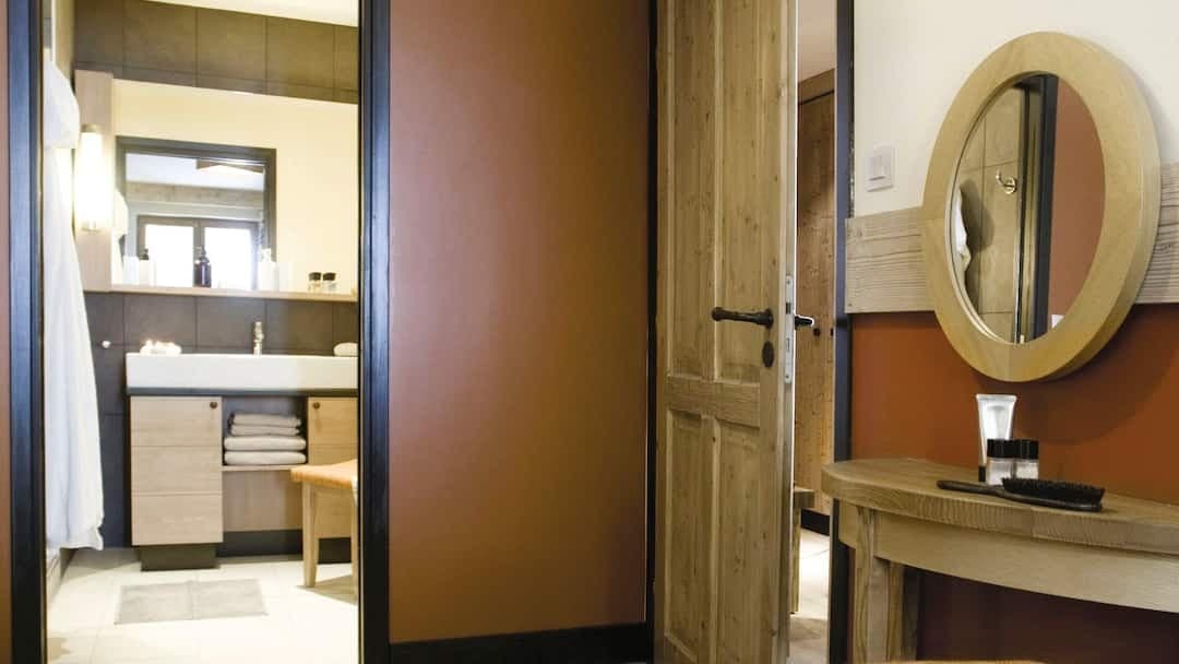 FRA_AVO_009_06WebOriginalCompres