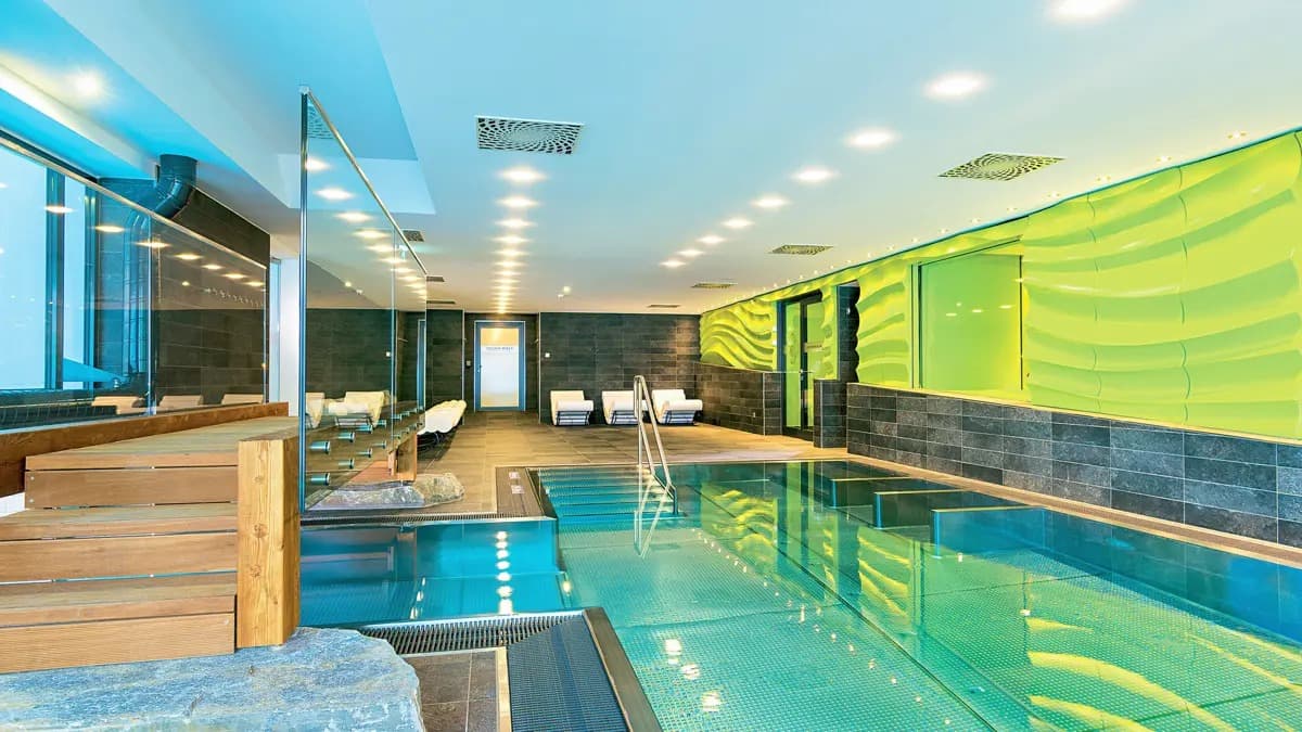 alpinresort_saalbach_indoor_pool
