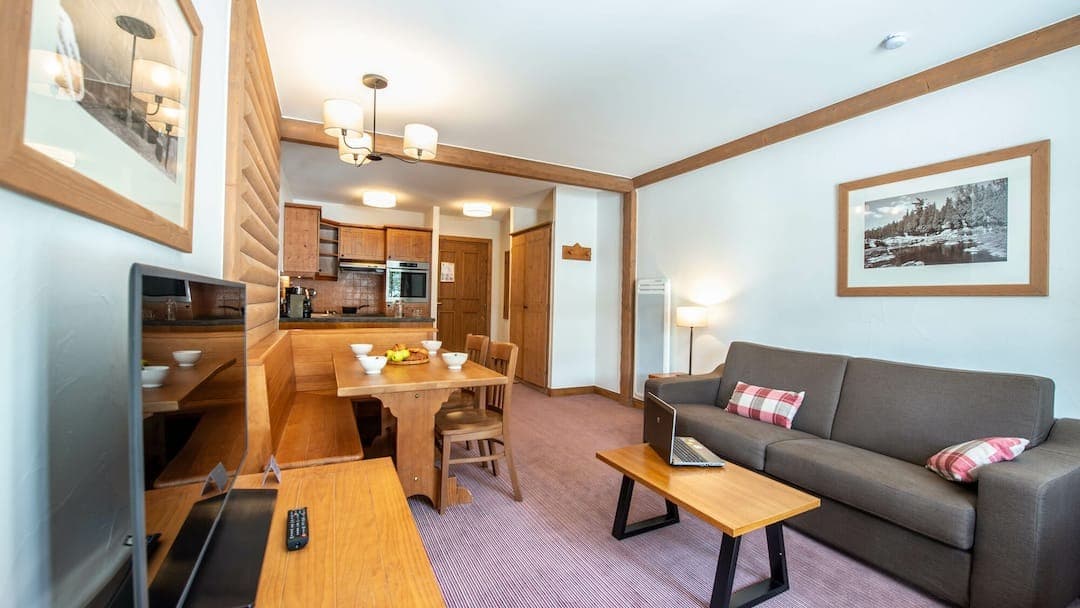 ACC_023423_FRA_ARC_009_204WebOri