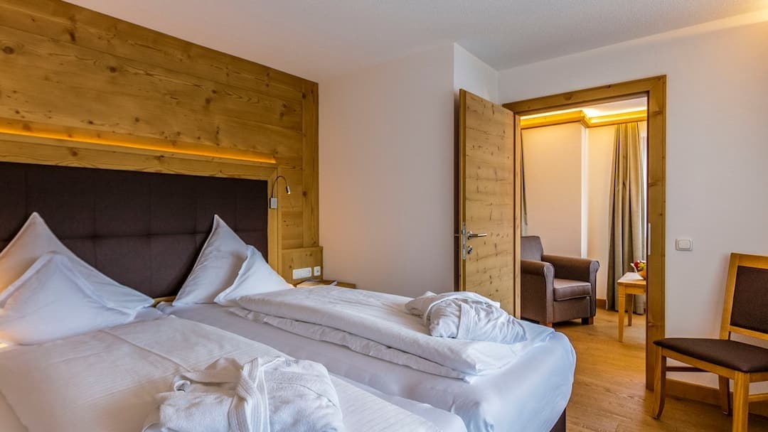 ACC_945486_AUS_LEC_08WebOriginal