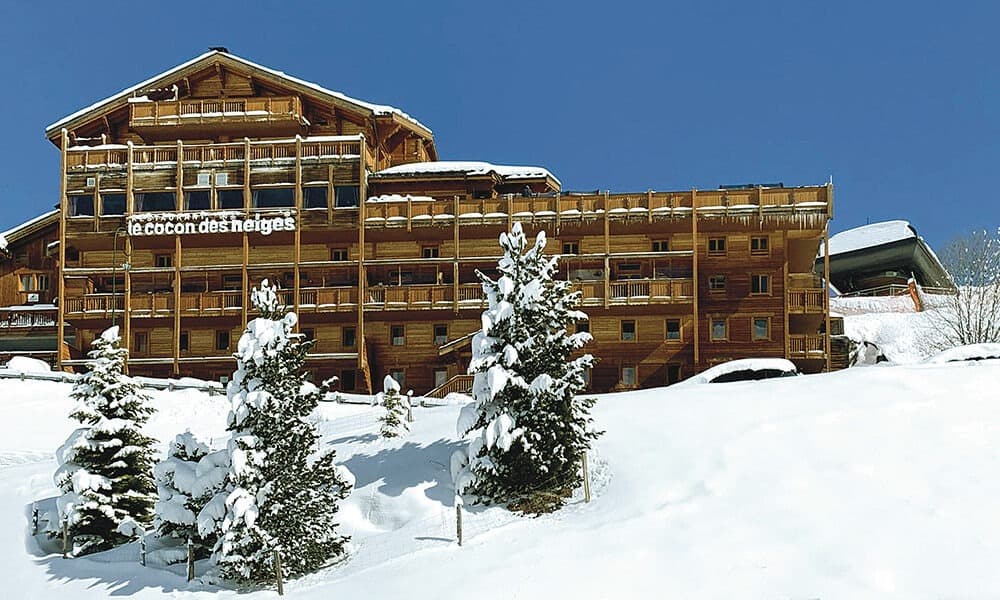 cocon-des-neiges-exterior-web-1