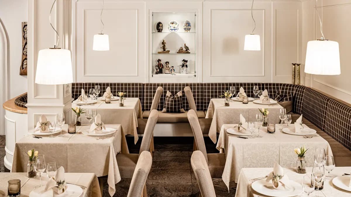 hotel_mignon_selva_dining-3-w120