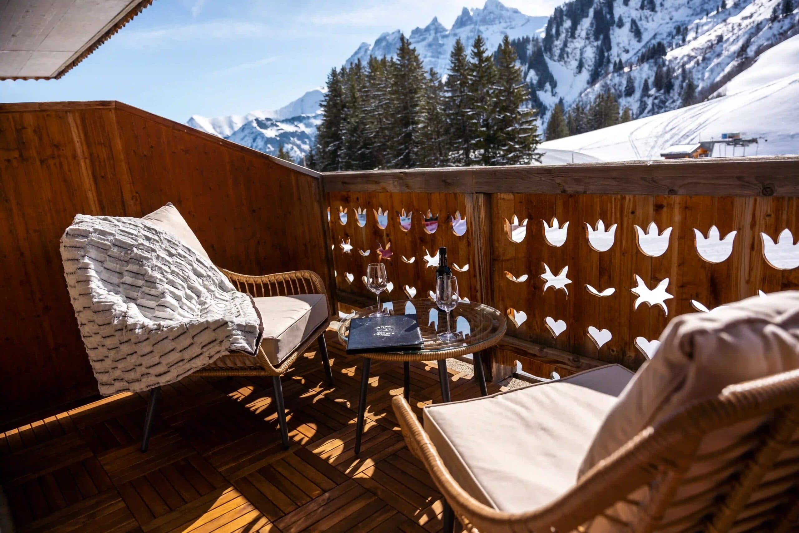 BALCONY_2