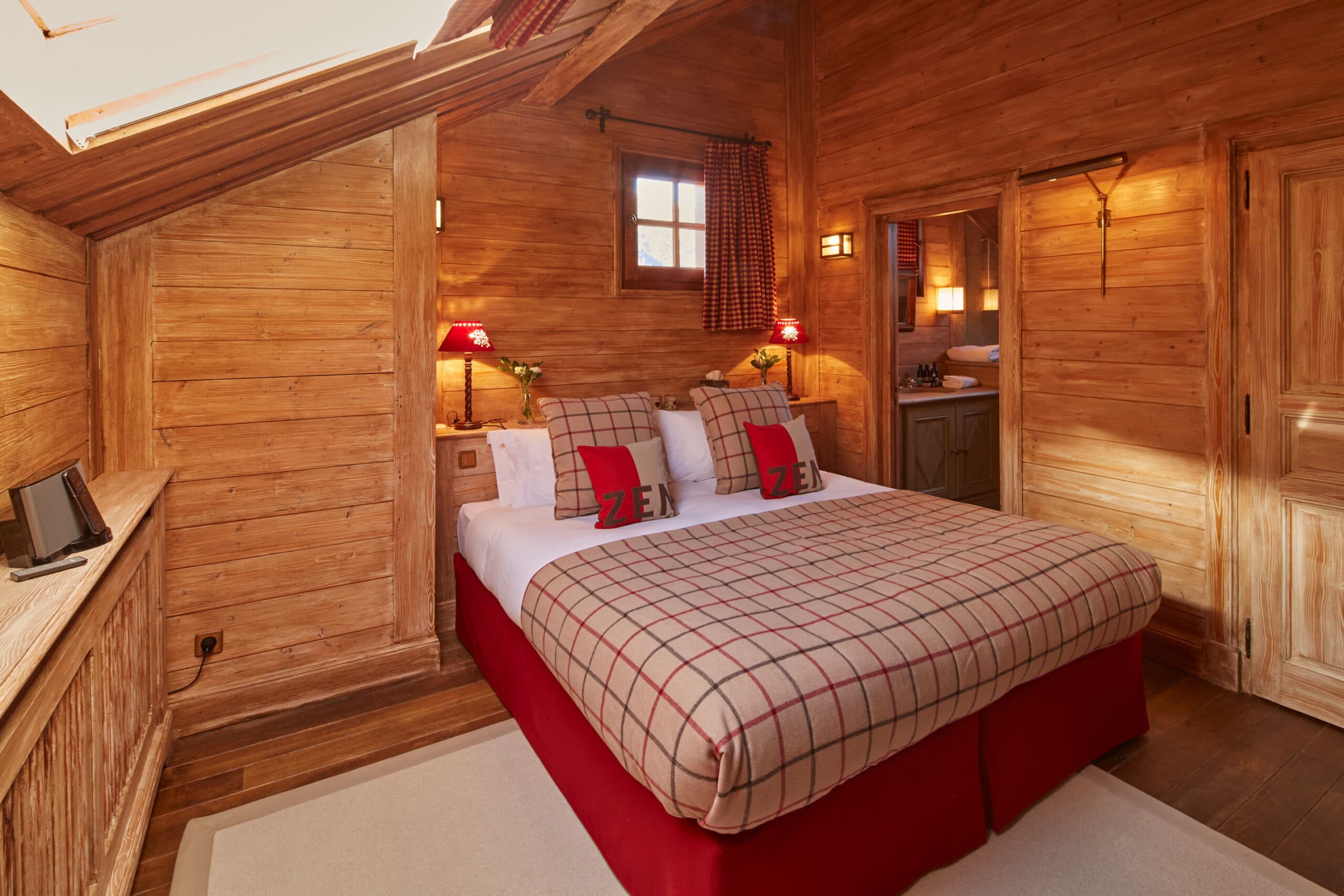 FB_bedroom_4b