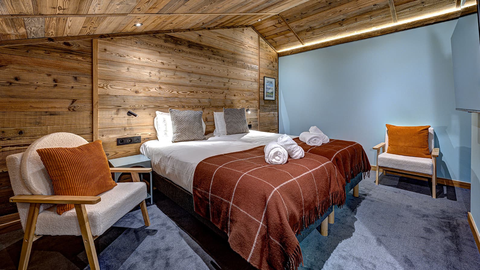 big-rivas-twin-bedroom-3_23012