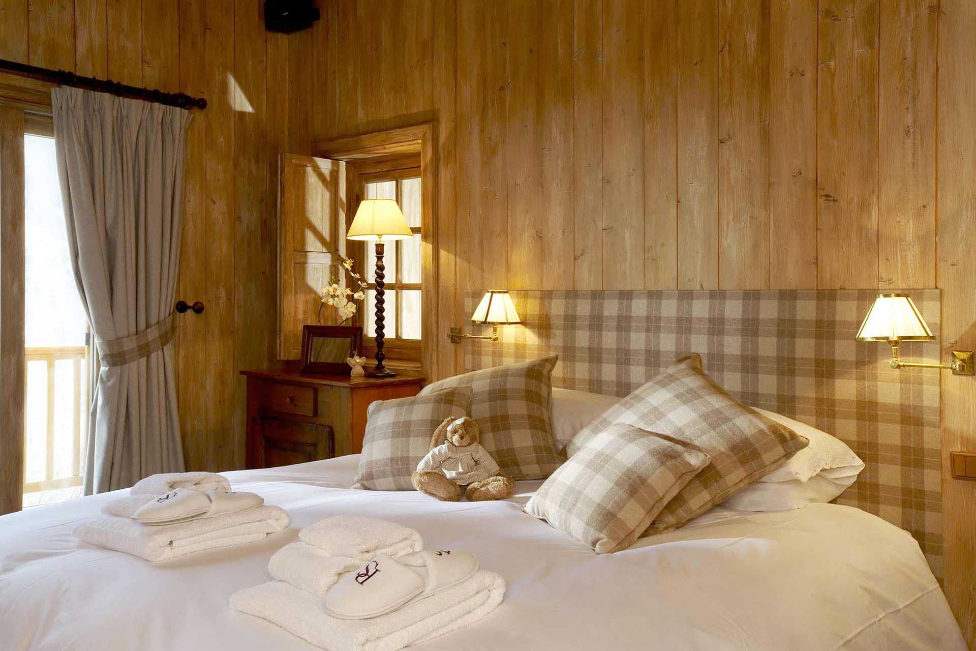 foinsbois_bedroom_1_0