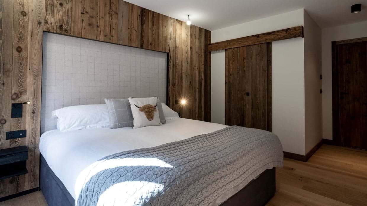 luxury-ski-chalet-meribel-little (5)