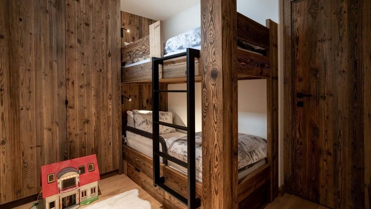 luxury-ski-chalet-meribel-little (7)
