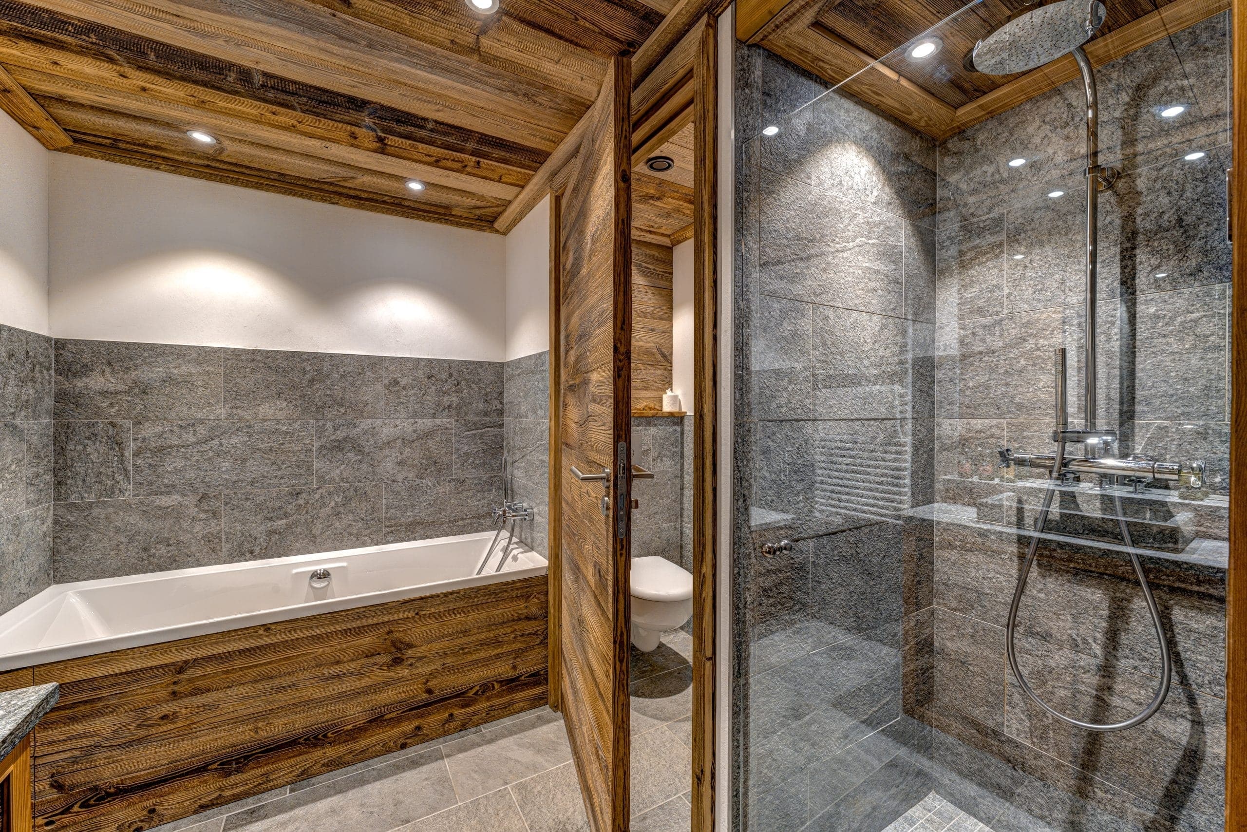 Quebec-Bathroom-3-scaled