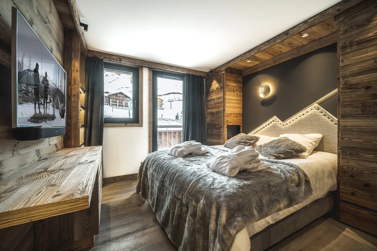 1774522042Bedroom5sheepsc-optimi