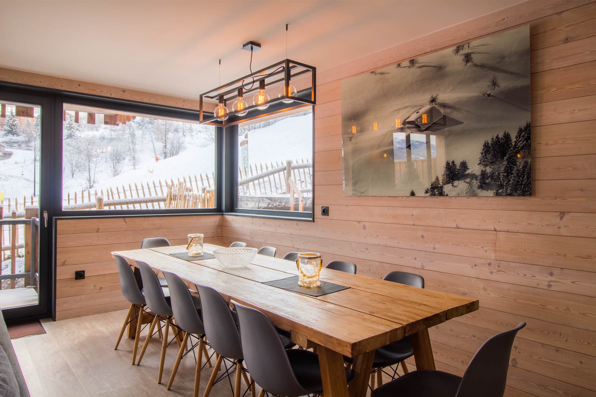 2020-SN6-Dining2000px