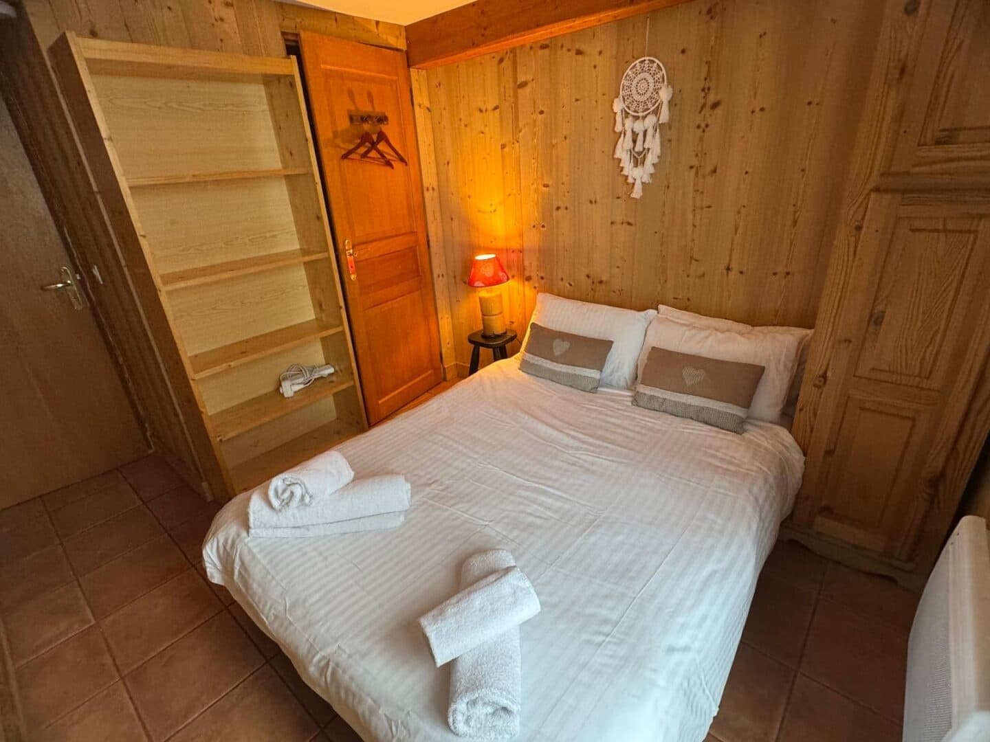 ANT.ROOM2_.2