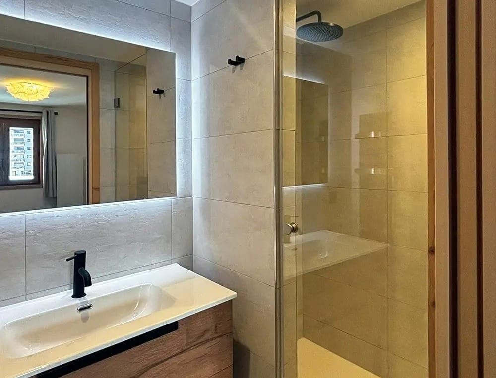 CHALETcamille-BATHROOM-1-WEB-3-1