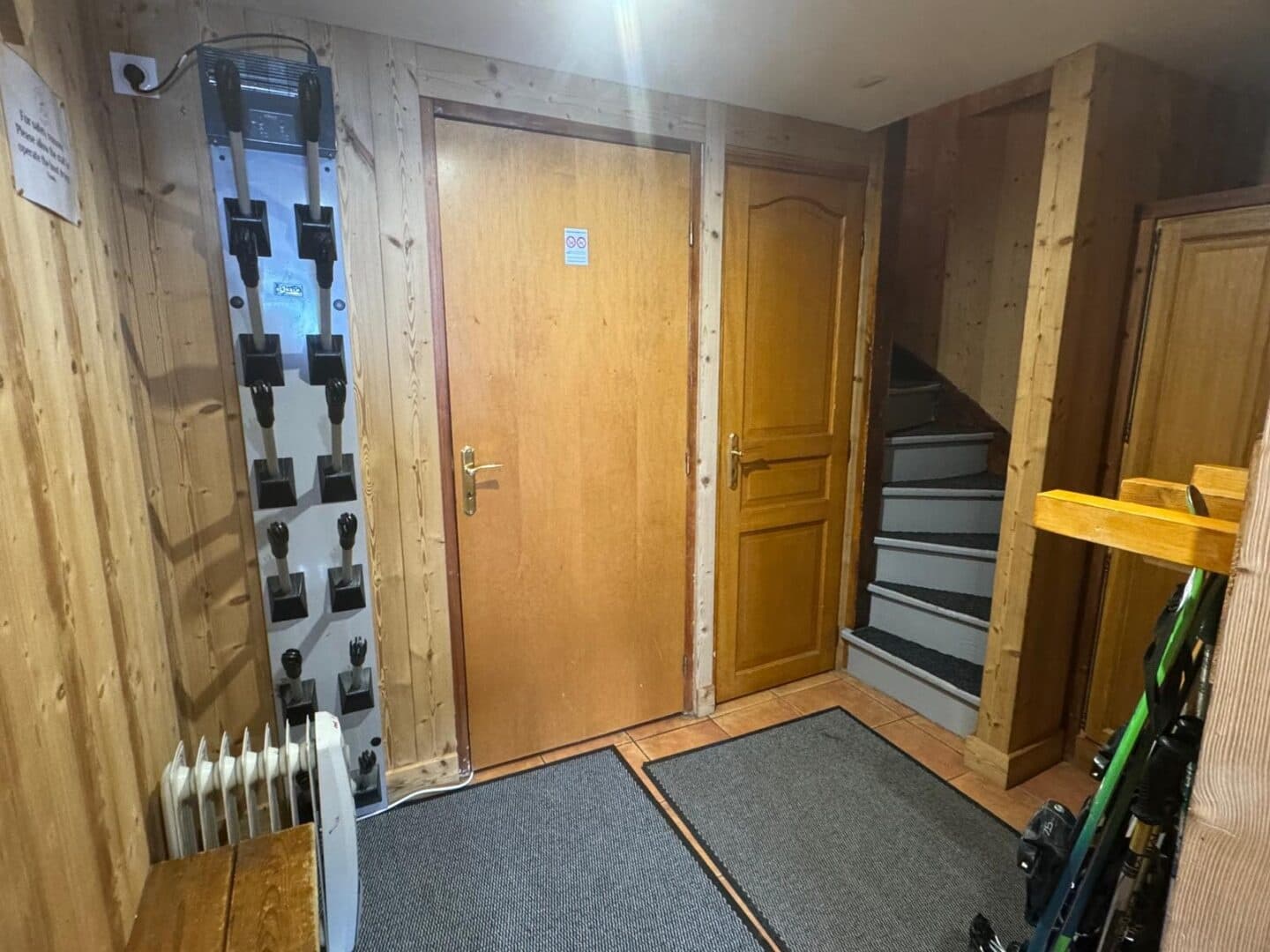 CLEBOOTROOM