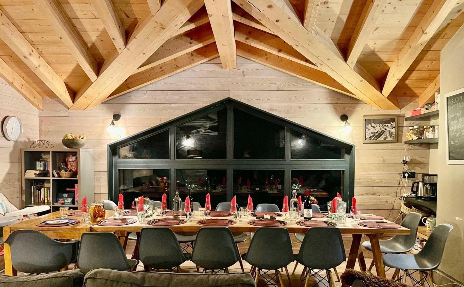 EDE-DININGWOW