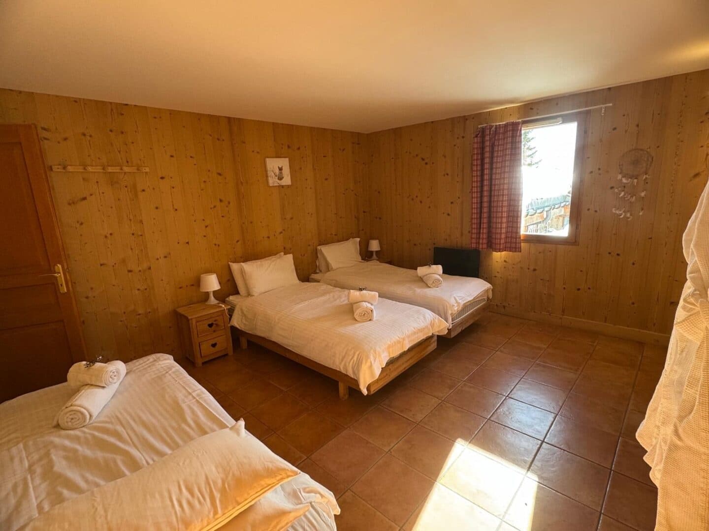 FLO_ROOM31-1