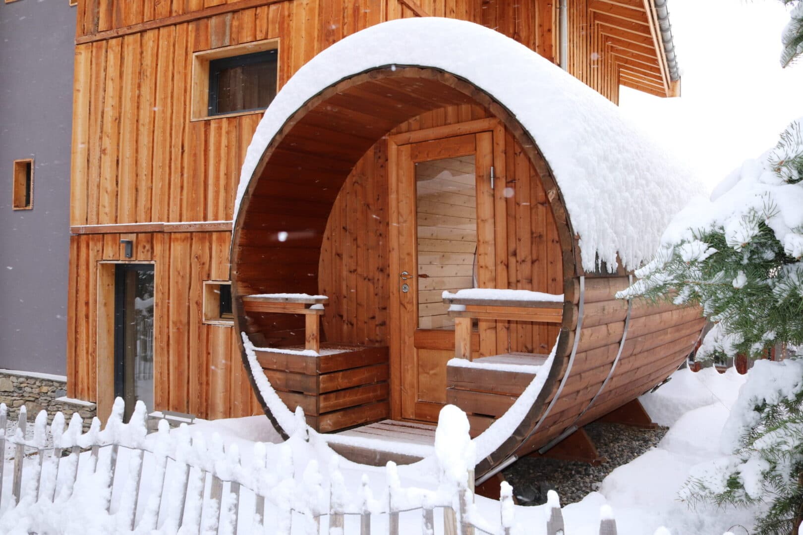 Hermine-sauna-1-scaled