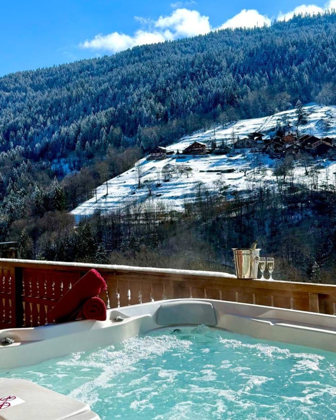 Hot tub image 9