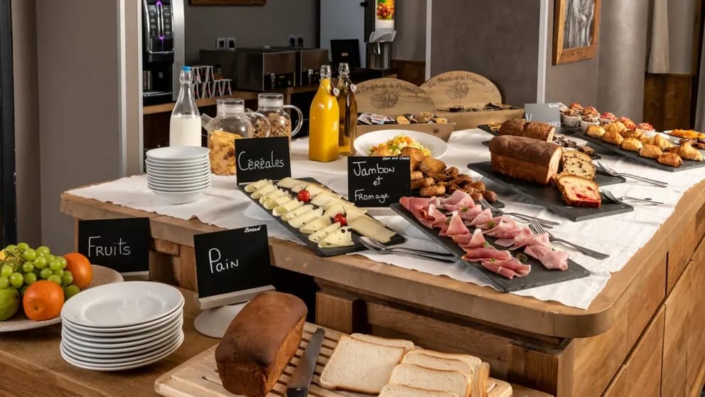 hotel_ski_lodge_val_d-isere_brea (2)