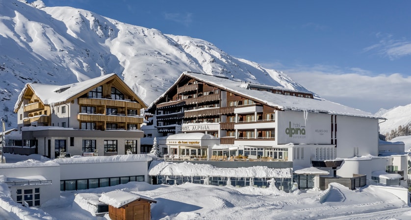 Hotel Alpina Deluxe Resort