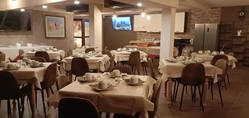 Hotel Genevris Cinq