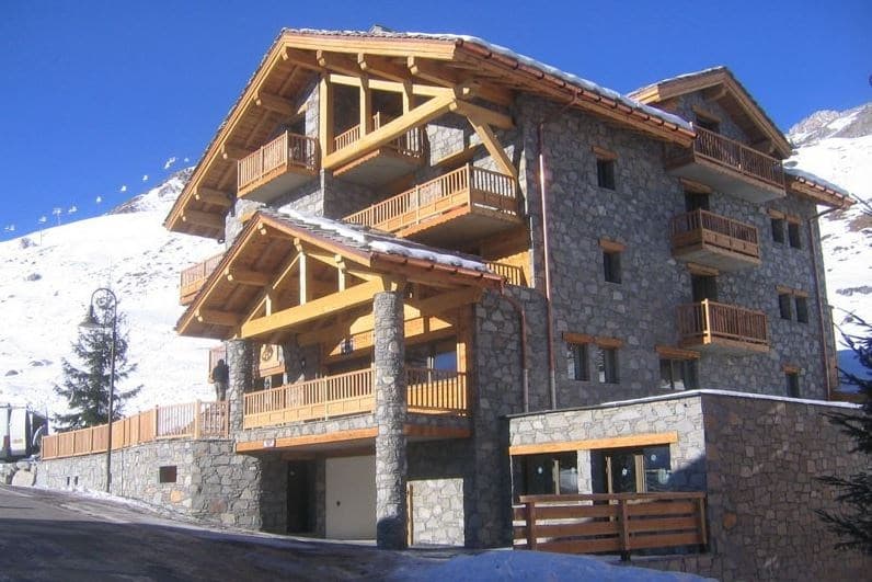 Ski Lodge Aigle