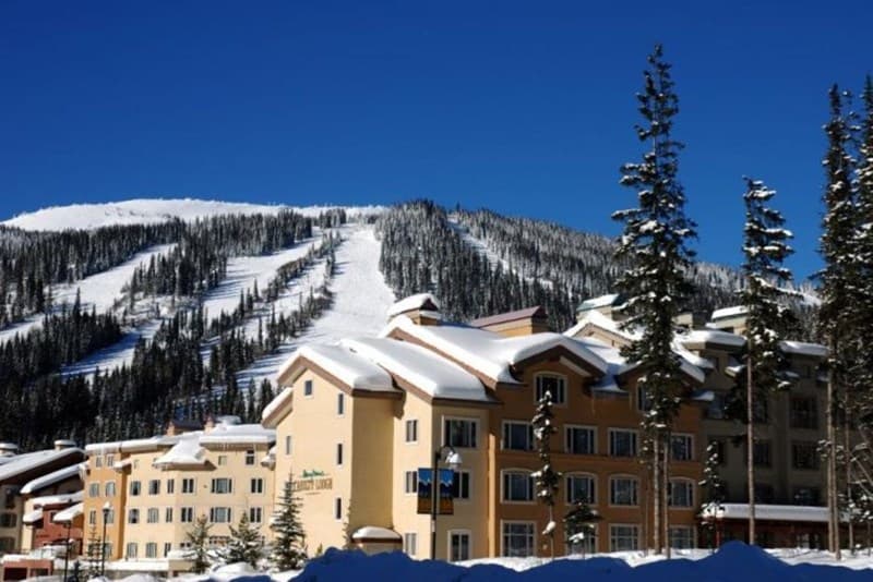 Nancy Greene`s Cahility Hotel & Suites