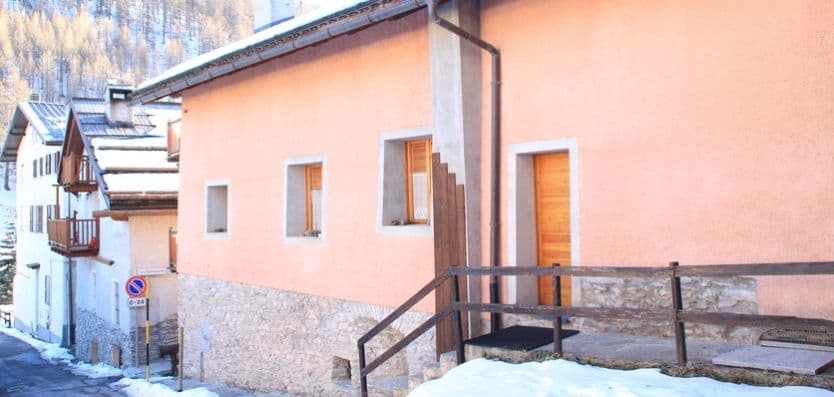 Banchetta Apartments