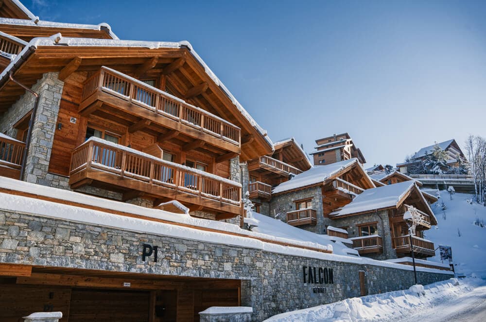 Falcon Lodge